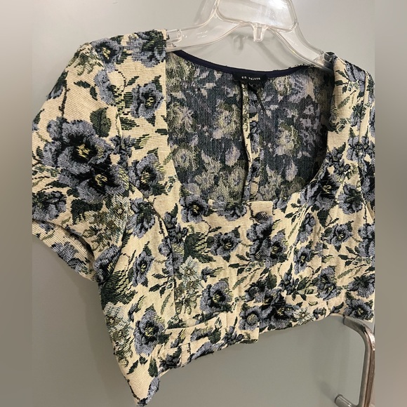 NEW En Saison Jacquard vintage fall floral green blue crop blouse - Picture 4 of 10